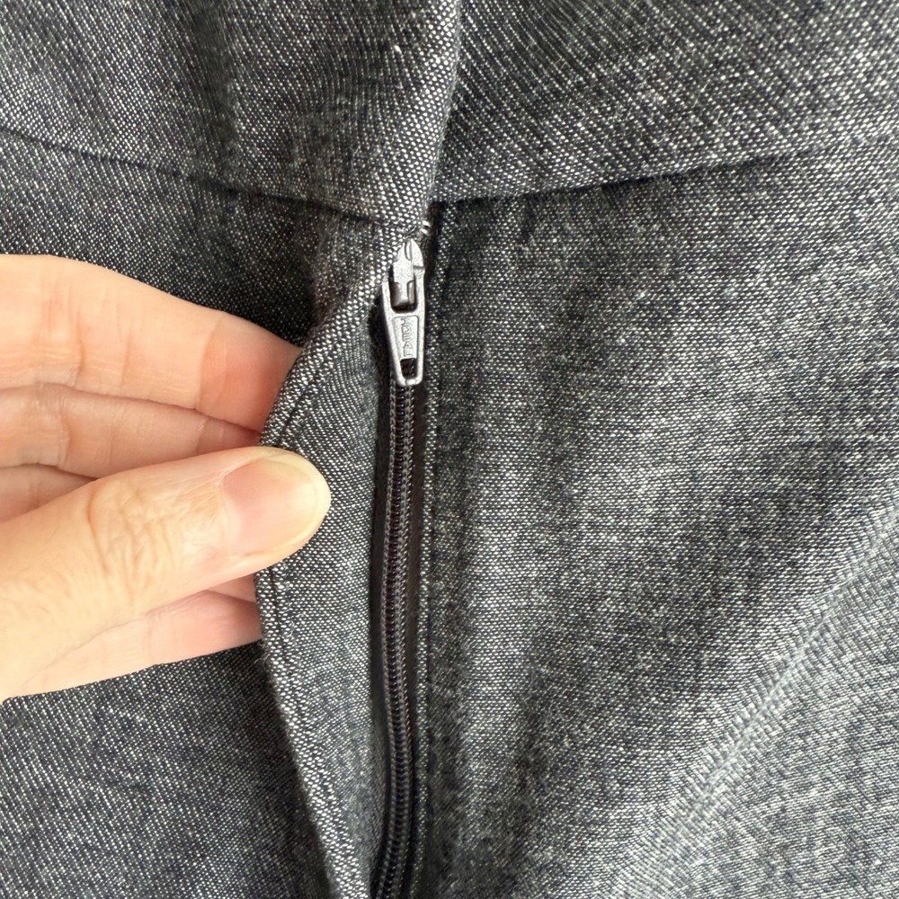 ANN TAYLOR Factory Charcoal Gray Ladies Career Trousers, 10 - Picture 3 of 7